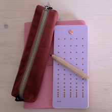 Load image into Gallery viewer, Gift package - 25 euros - notebook + pencil case - PINK
